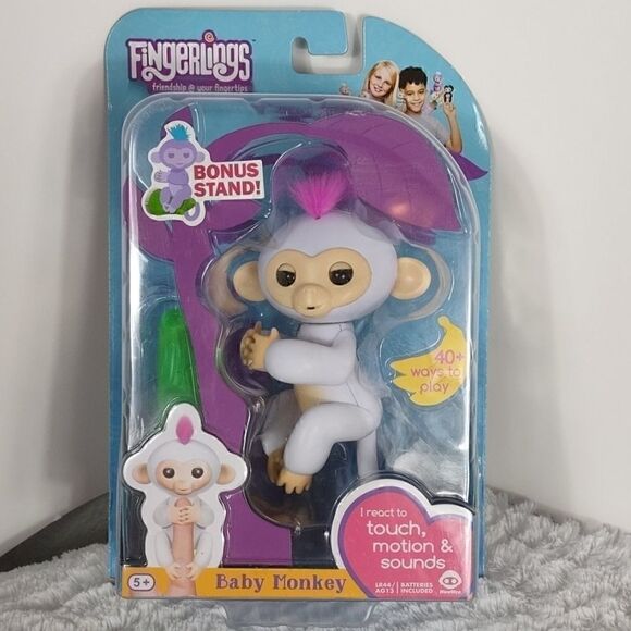 NIB Fingerlings Baby Monkey Sophie - Picture 1 of 5